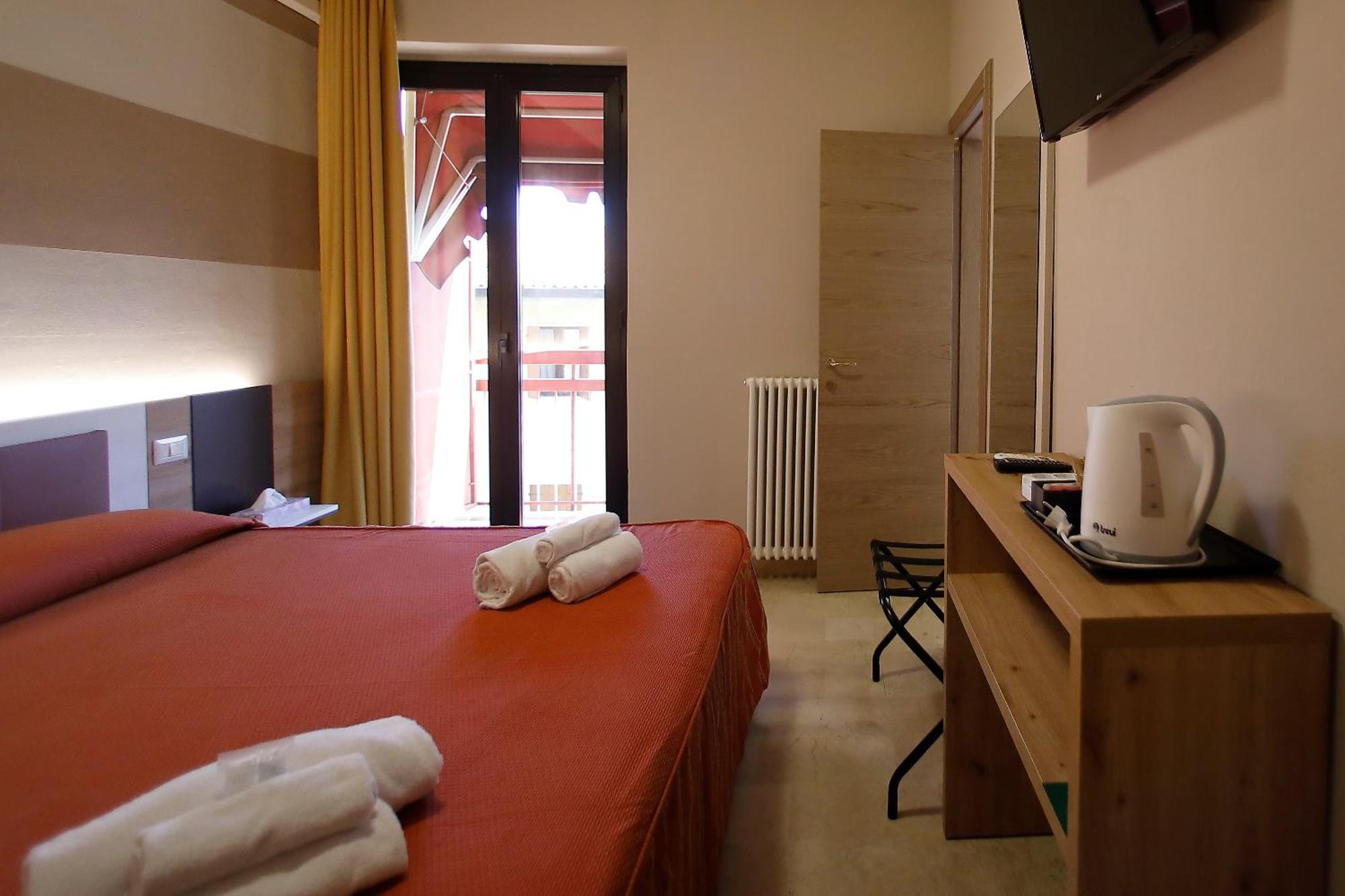 Primavera Hotel