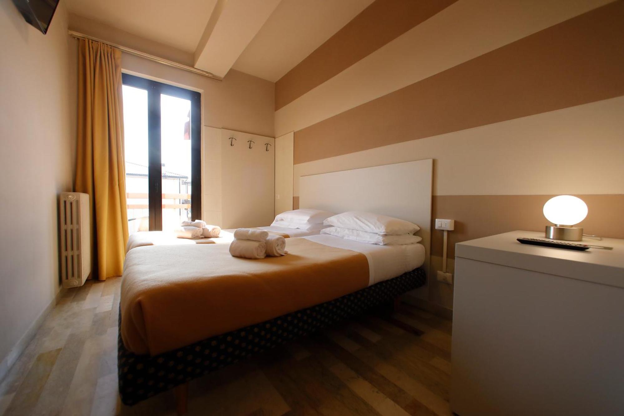 Primavera Hotel 2*